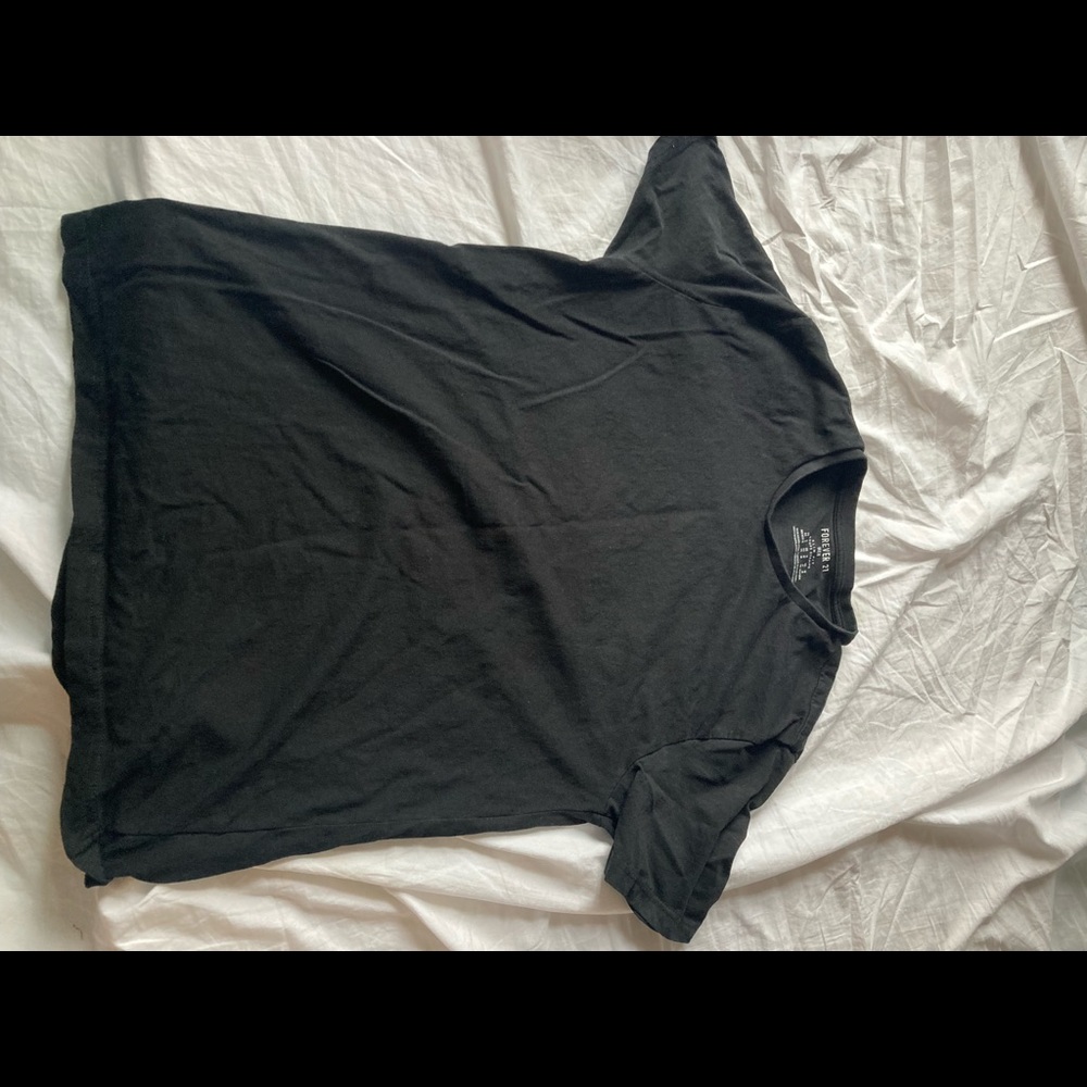 Forever 21 Mens Black T-Shirt size Medium.